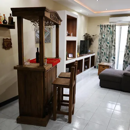 شقة Very Bright Well Kept *